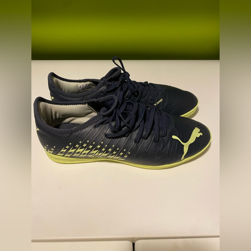 Puma Men's Blue and Neon Yellow Futsal Boots